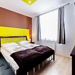 Wonder - Górskie Na Osiedlu Dozorowanym, Z Kominkami I Placem Zabaw Apartamento